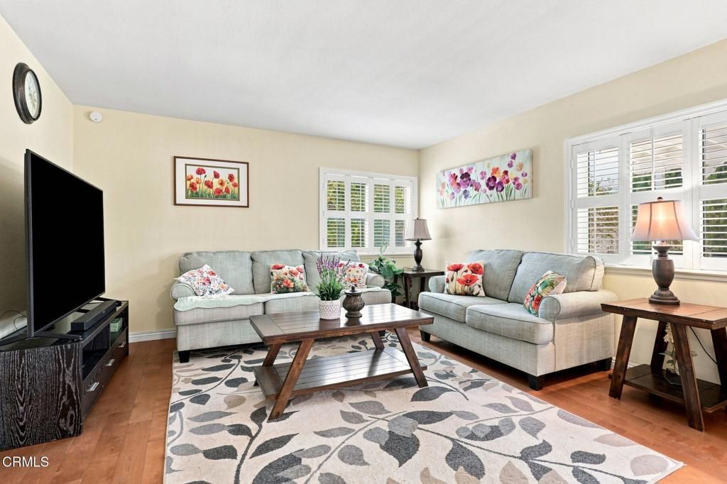 Image 22 of property listing at 1935 El Rancho Drive, Camarillo, CA 93010
