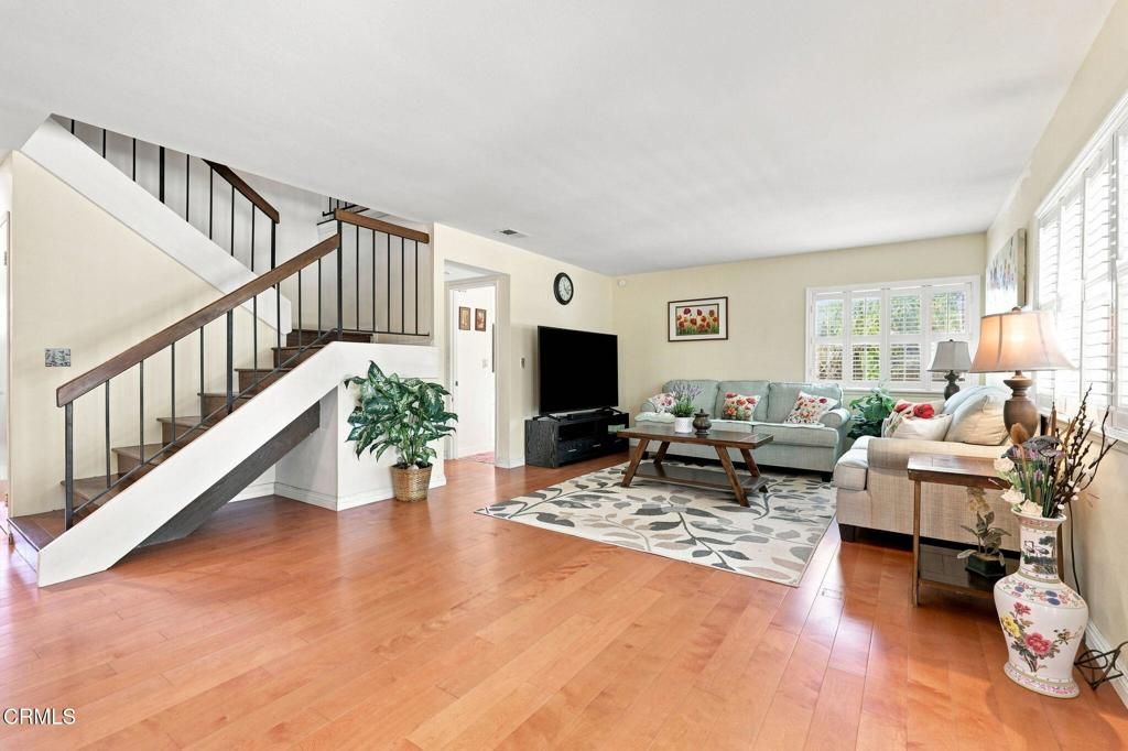Image 24 of property listing at 1935 El Rancho Drive, Camarillo, CA 93010