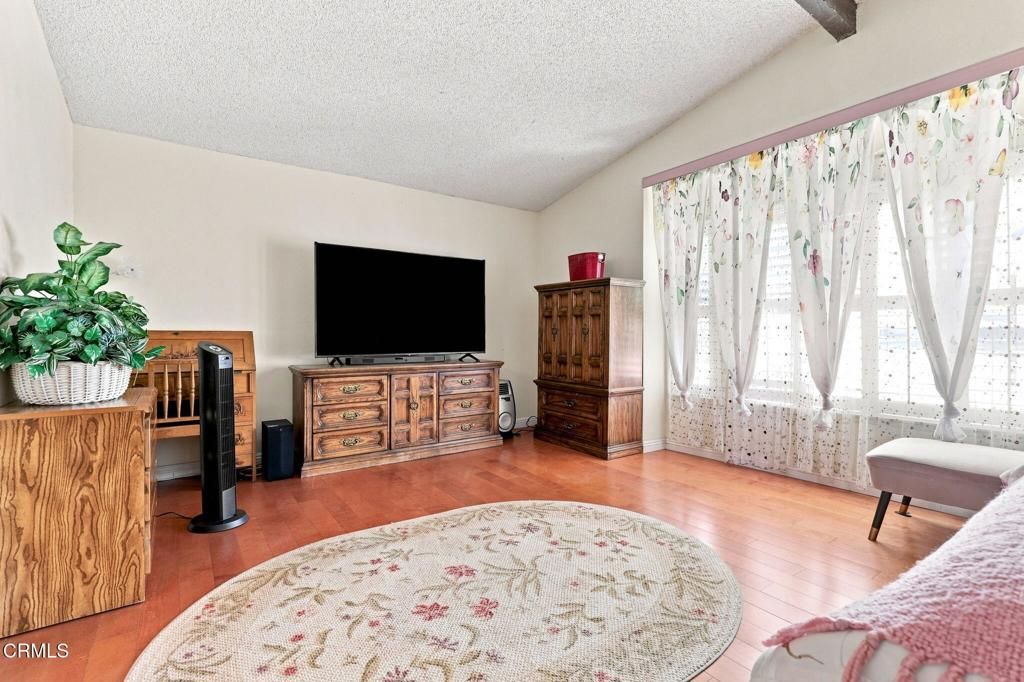 Image 32 of property listing at 1935 El Rancho Drive, Camarillo, CA 93010
