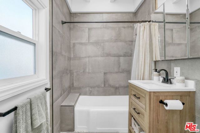 4400 Ocean Drive, Manhattan Beach, CA 90266