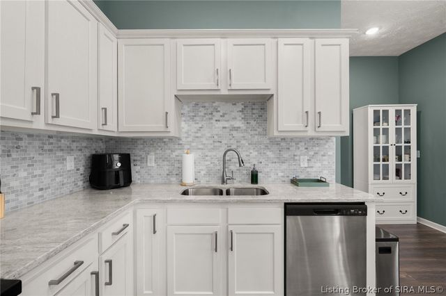 1313 Culbertson Avenue, New Albany, IN 47150
