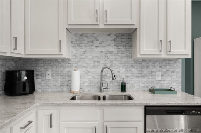 1313 Culbertson Avenue, New Albany, IN 47150