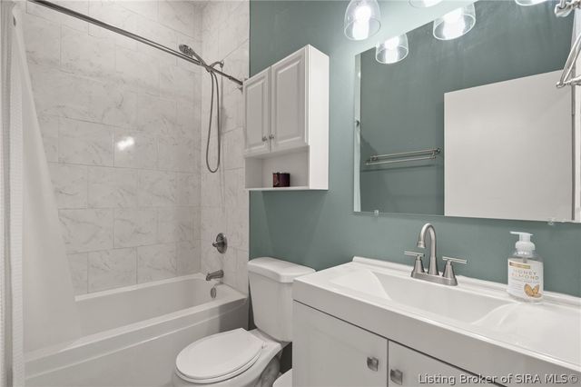 1313 Culbertson Avenue, New Albany, IN 47150