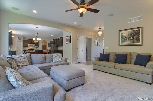 57649 Blossom Valley Trail, New Hudson, MI 48165