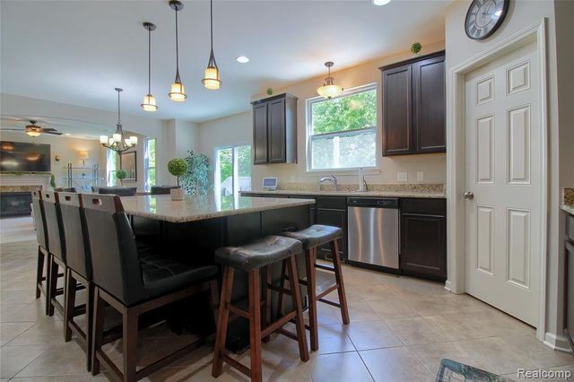 57649 Blossom Valley Trail, New Hudson, MI 48165