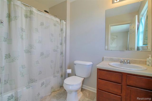 57649 Blossom Valley Trail, New Hudson, MI 48165