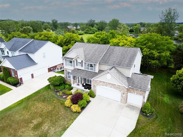 57649 Blossom Valley Trail, New Hudson, MI 48165