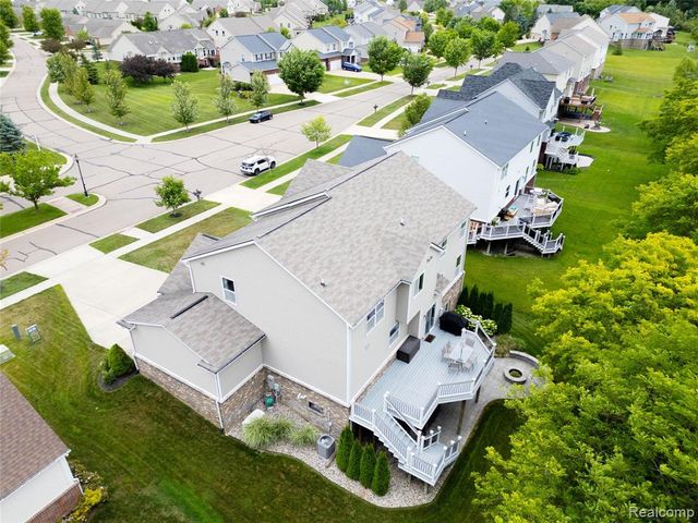 57649 Blossom Valley Trail, New Hudson, MI 48165