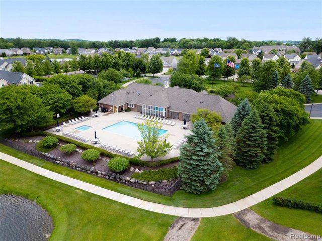 57649 Blossom Valley Trail, New Hudson, MI 48165
