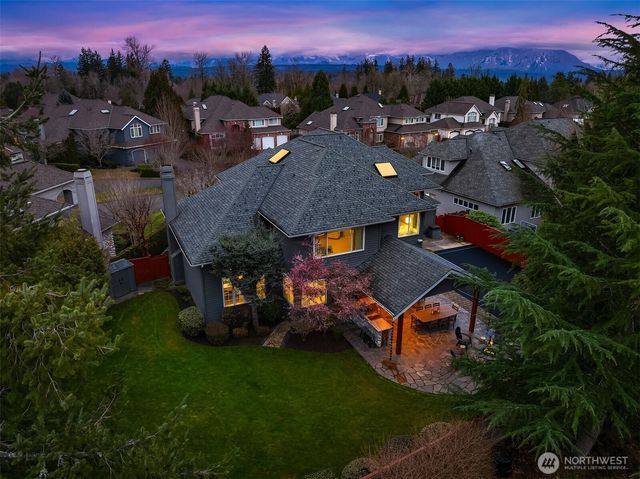 1741 267th Court SE, Sammamish, WA 98075