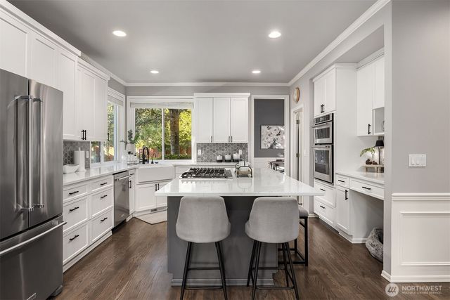 1741 267th Court SE, Sammamish, WA 98075