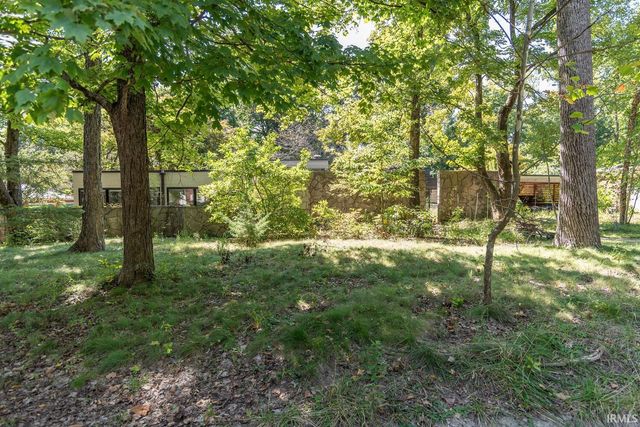 2210 E Woodstock Place, Bloomington, IN 47401