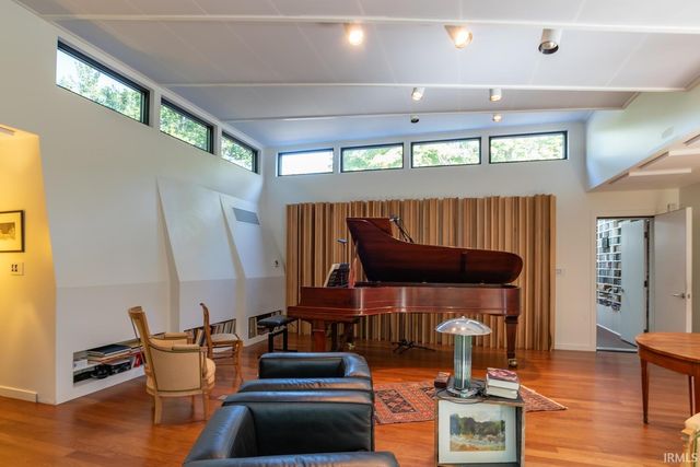 2210 E Woodstock Place, Bloomington, IN 47401