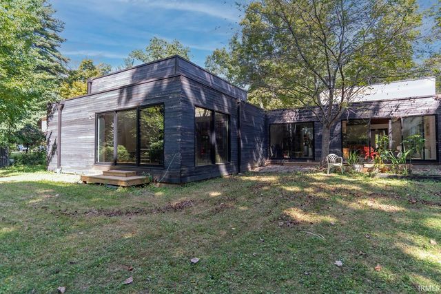 2210 E Woodstock Place, Bloomington, IN 47401