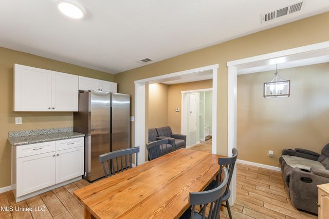 1673 Sunset Boulevard, Biloxi, MS 39531