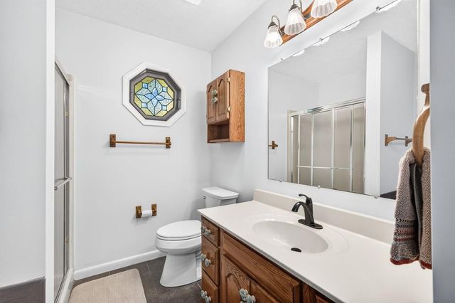 1738 Heathrow Dr, Cookeville, TN 38506