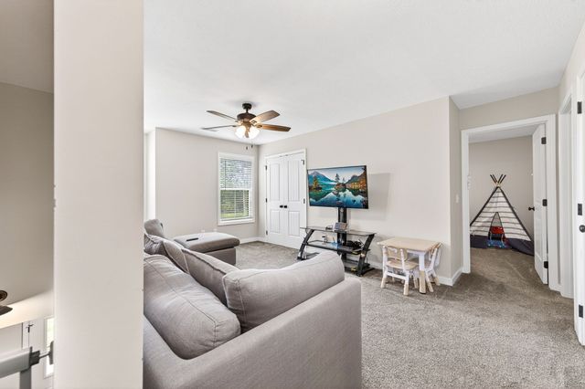 6810 Cherry Creek Rd, Cookeville, TN 38506