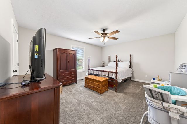 6810 Cherry Creek Rd, Cookeville, TN 38506