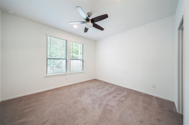 10429 Pineland Drive, Conroe, TX 77378