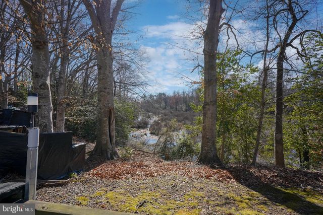 11019 COZY CT, King George, VA 22485