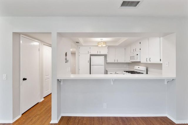 115 Greenfield, Irvine, CA 92614