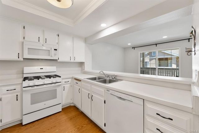 115 Greenfield, Irvine, CA 92614