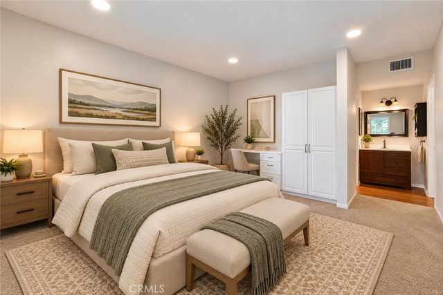 115 Greenfield, Irvine, CA 92614