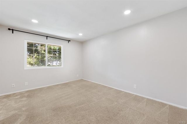 115 Greenfield, Irvine, CA 92614