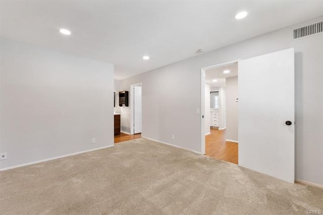 115 Greenfield, Irvine, CA 92614