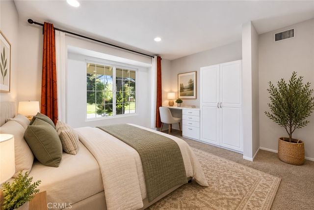 115 Greenfield, Irvine, CA 92614