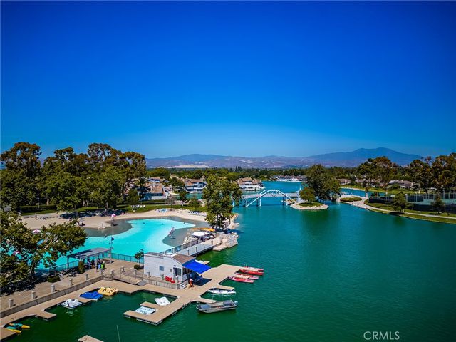 115 Greenfield, Irvine, CA 92614