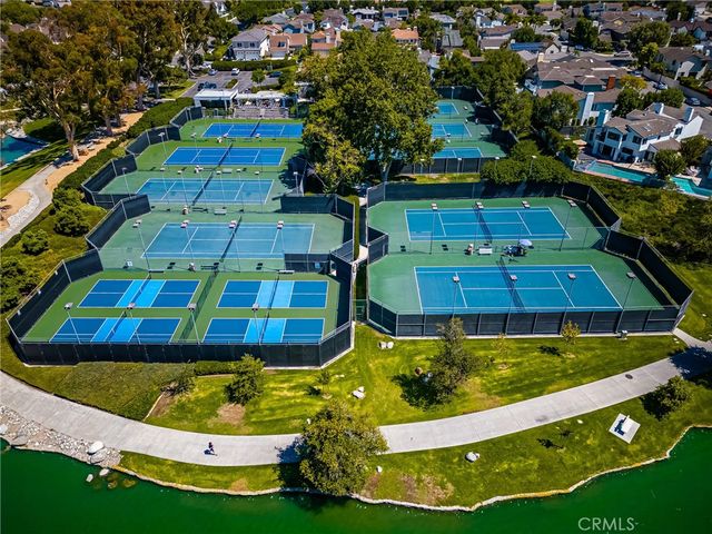 115 Greenfield, Irvine, CA 92614