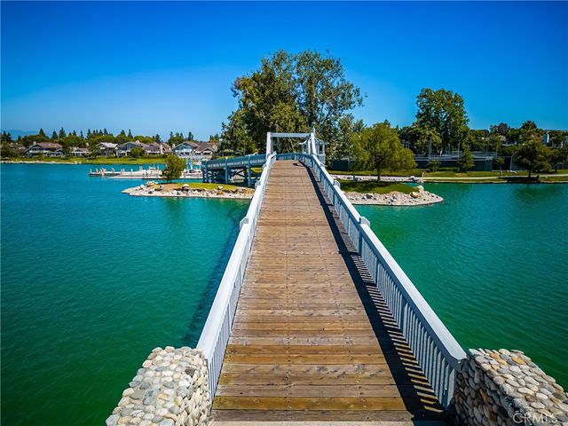 115 Greenfield, Irvine, CA 92614