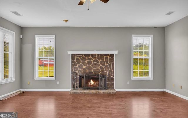 308 Idle Acres Lane, Lavonia, GA 30553