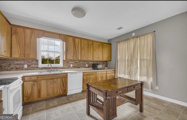 308 Idle Acres Lane, Lavonia, GA 30553