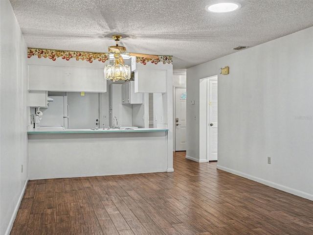1525 OAKVIEW CIRCLE SE, Winter Haven, FL 33880