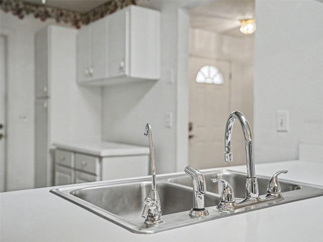1525 OAKVIEW CIRCLE SE, Winter Haven, FL 33880