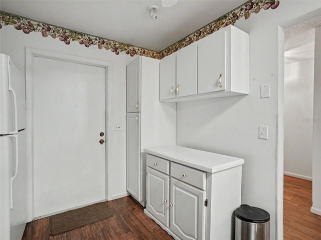 1525 OAKVIEW CIRCLE SE, Winter Haven, FL 33880