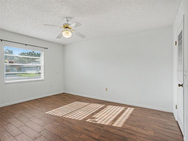 1525 OAKVIEW CIRCLE SE, Winter Haven, FL 33880