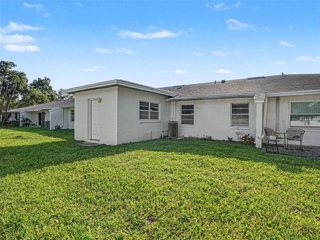 1525 OAKVIEW CIRCLE SE, Winter Haven, FL 33880