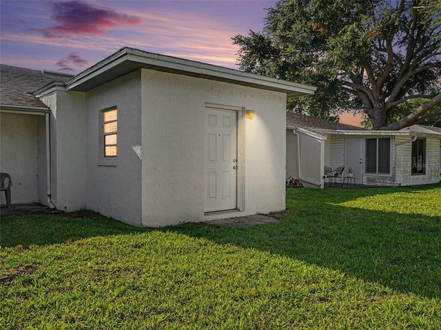 1525 OAKVIEW CIRCLE SE, Winter Haven, FL 33880