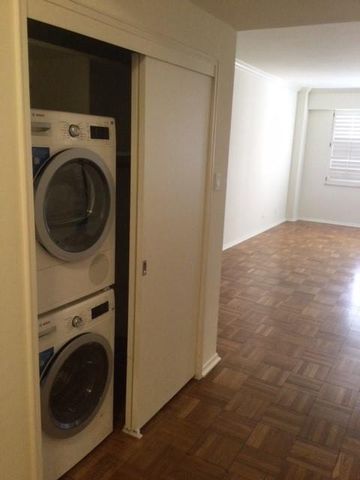 1400 Hermann Drive 5A, Houston, TX 77004