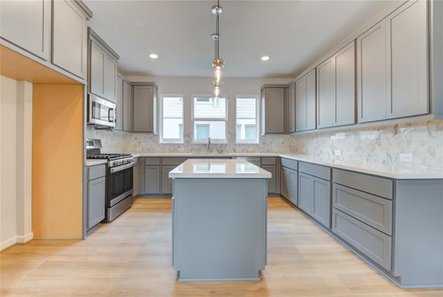 8818 Riverton Ridge Road, Cypress, TX 77433