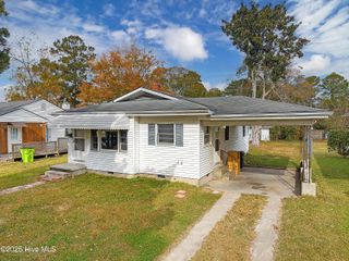 2108 Griffin Avenue, New Bern, NC 28560