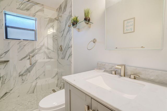 4180 Mango Tree Court B, Boynton Beach, FL 33436