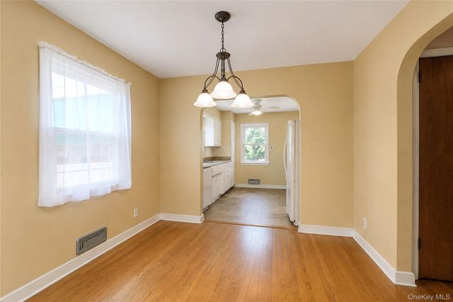 3895 Amboy Road, Staten Island, NY 10308