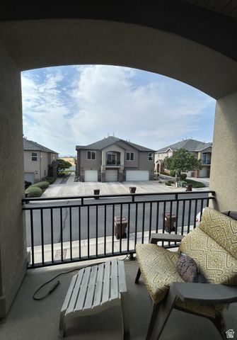 4676 W GREENSAND DR, West Jordan, UT 84084