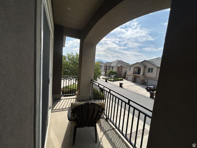 4676 W GREENSAND DR, West Jordan, UT 84084