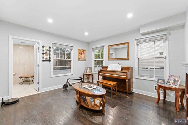96 Hazelton Street, Ridgefield Park, NJ 07660