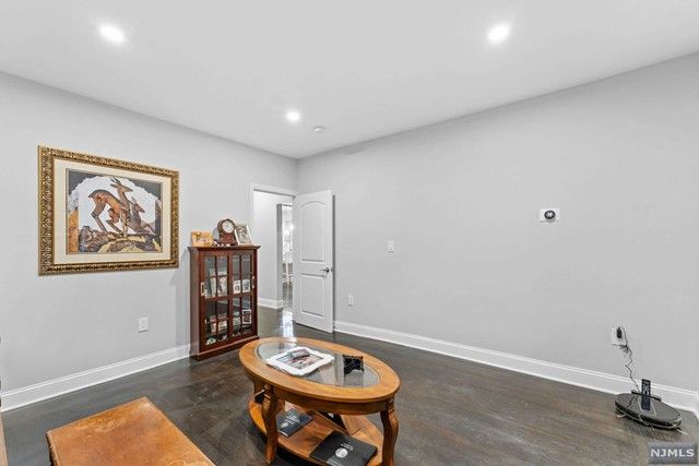 96 Hazelton Street, Ridgefield Park, NJ 07660